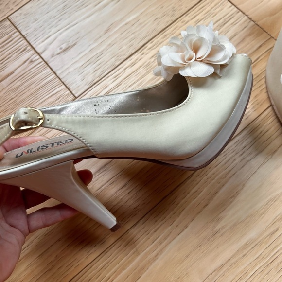 ⭐️BOGO FREE⭐️ UNLISTED Cream Platform Sling Back Heels - Picture 4 of 12